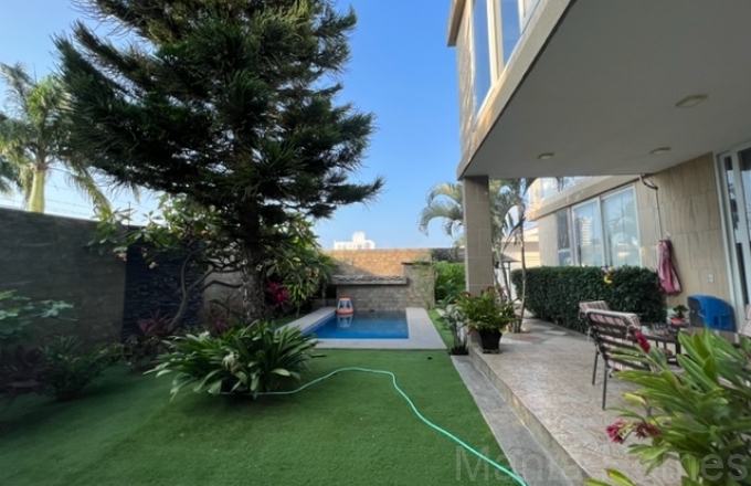 Fully furnished executive house for rent in Manta