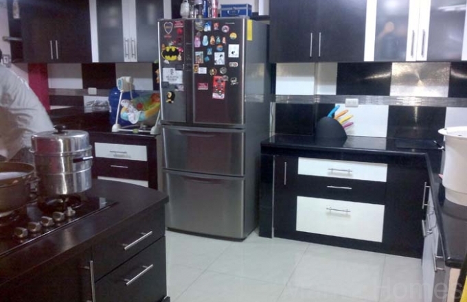 For rent house in Urbanization Manta Beach