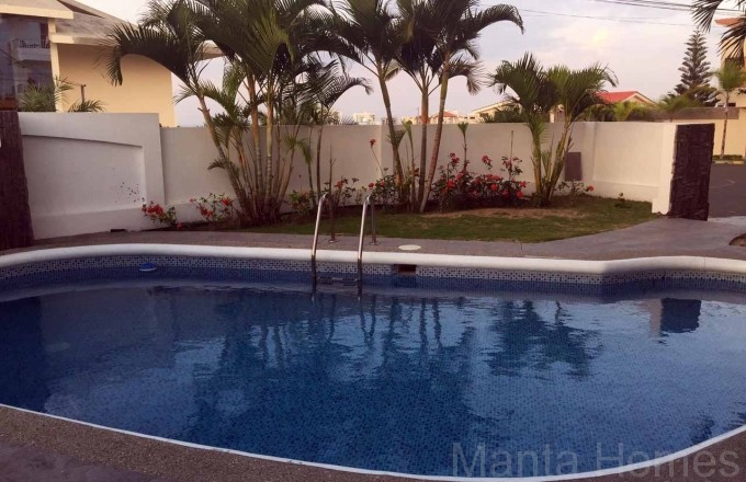 For sale or for rent apartment with terrace